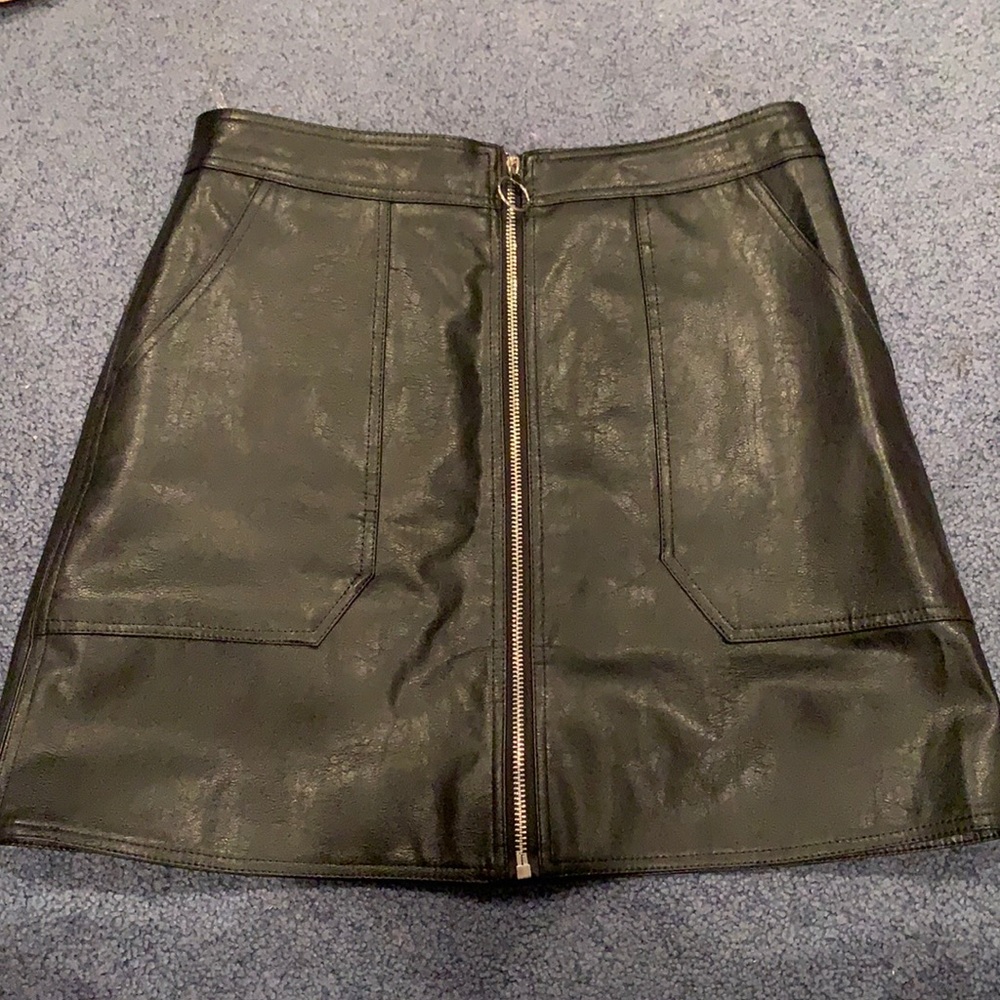 Boutique faux leather skirt
